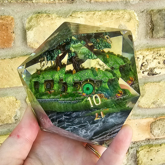 Bag's End 90mm Diorama Chonk