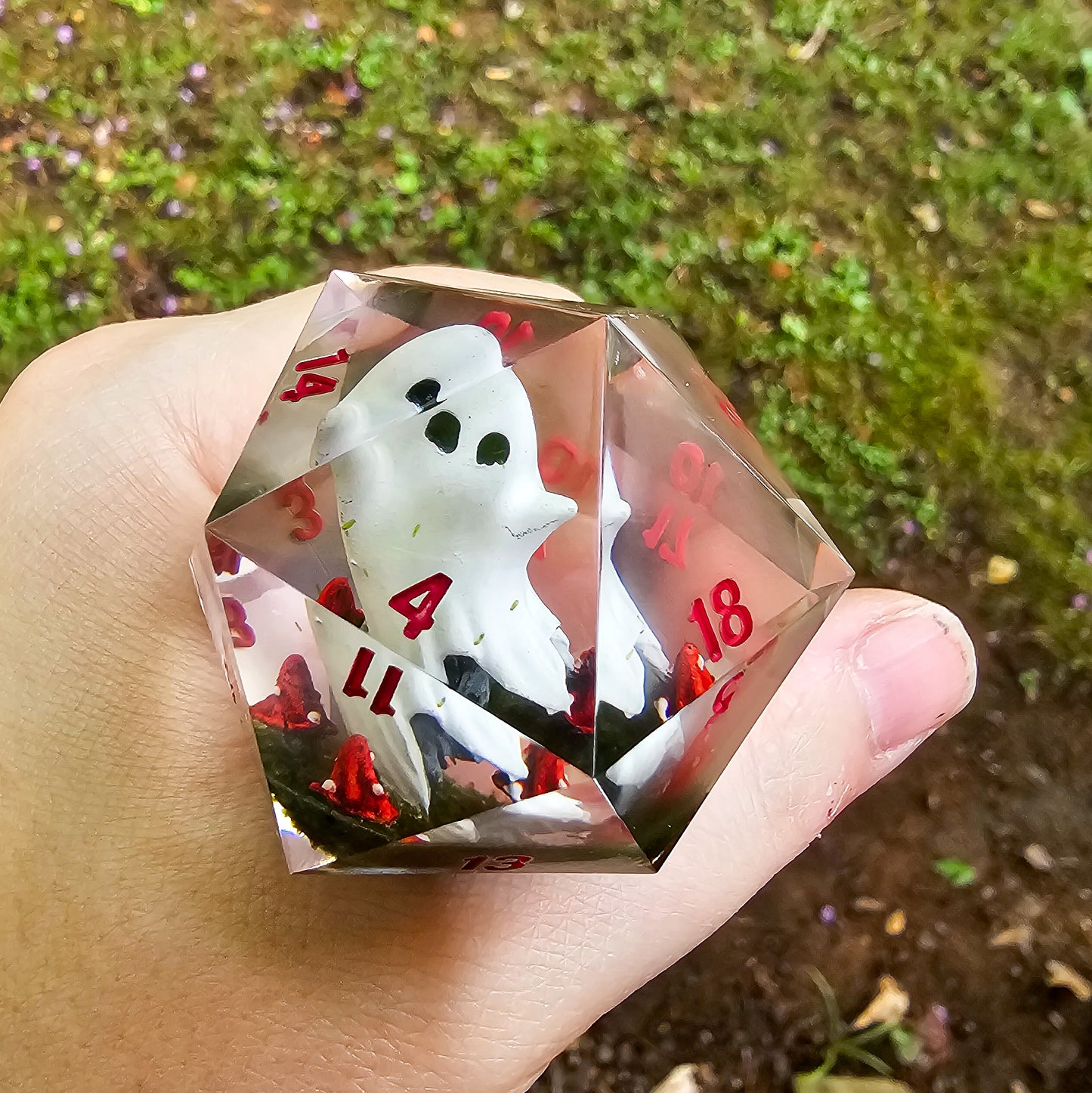 A Ghost In The Garden 40mm Diorama Chonk