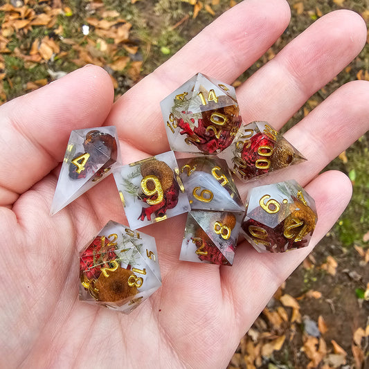 Heart of the Forest 8 piece dice set