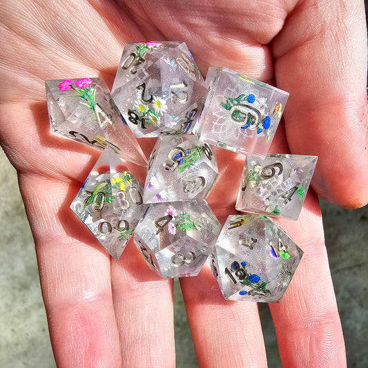 Flower Language 8 piece dice set