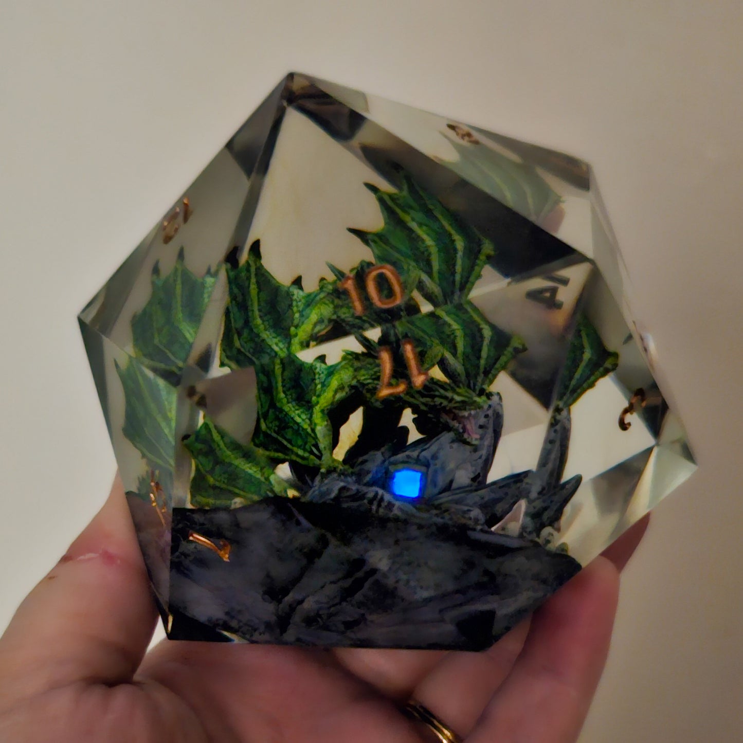 Draconic 90mm Diorama Chonk