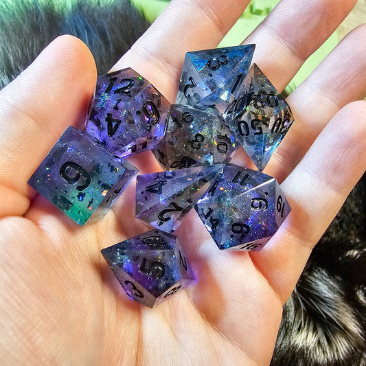 Event Horizon 8 piece dice set