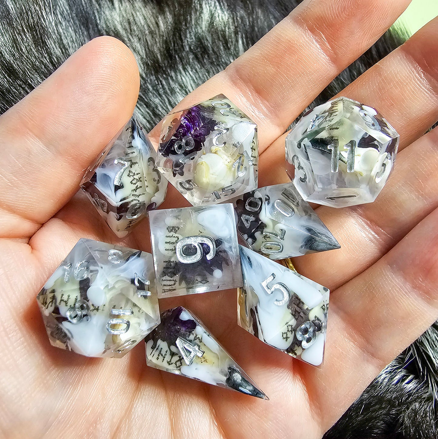 Pact of the Undying 8 piece dice set