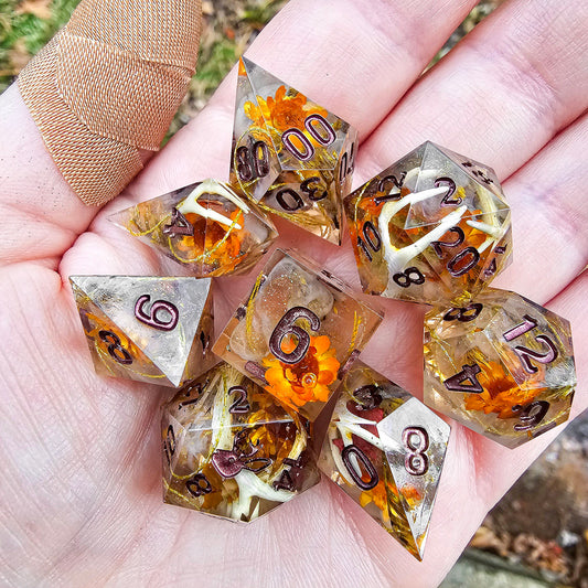 The Wild Hunt 8 piece dice set