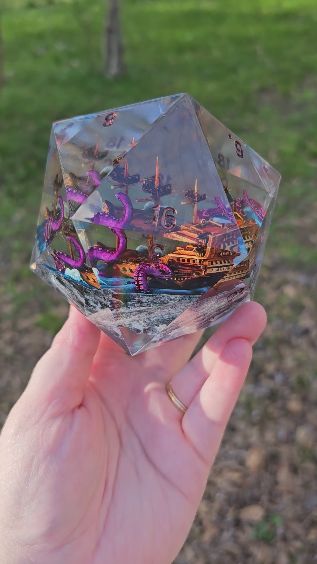 Shipwrecked 90mm Diorama Chonk – Cryptid Dicecraft